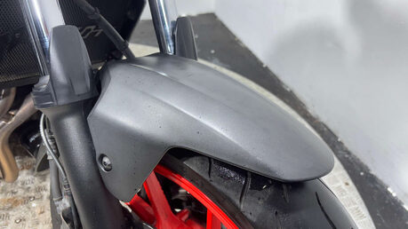 Yamaha MT-07 2018 68 PLATE NEW MOT SERVICED WARRANTY 27K FULL AKRAPOVIC 19