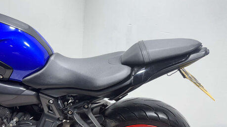 Yamaha MT-07 2018 68 PLATE NEW MOT SERVICED WARRANTY 27K FULL AKRAPOVIC 34