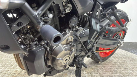 Yamaha MT-07 2018 68 PLATE NEW MOT SERVICED WARRANTY 27K FULL AKRAPOVIC 7