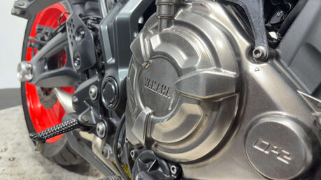 Yamaha MT-07 2018 68 PLATE NEW MOT SERVICED WARRANTY 27K FULL AKRAPOVIC 21