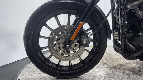 Harley-Davidson Sportster XL 883 N IRON 2011 9K CUSTOM CRUISER BIKE MOT WARRANTY A2 23