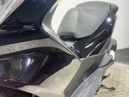 Honda PCX 125 Scooter Petrol CVT Euro 4 (12 ps) 37