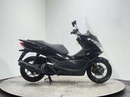 Honda PCX 125 Scooter Petrol CVT Euro 4 (12 ps) 1