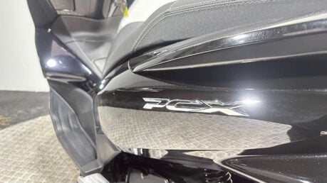 Honda PCX 125 Scooter Petrol CVT Euro 4 (12 ps) 22