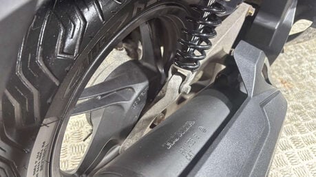 Honda PCX 125 Scooter Petrol CVT Euro 4 (12 ps) 9