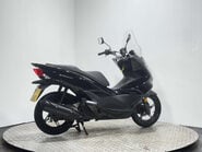 Honda PCX 125 Scooter Petrol CVT Euro 4 (12 ps) 2