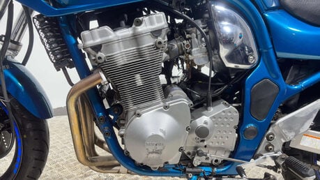 Suzuki Bandit 600 GSF 1998 27K VERY CLEAN MK1 NEW MOT ICONIC CLASSIC 600CC A2 21