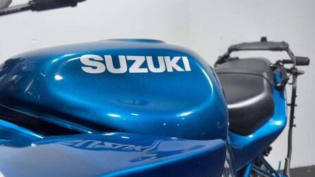 Suzuki Bandit 600 GSF 1998 27K VERY CLEAN MK1 NEW MOT ICONIC CLASSIC 600CC A2 16