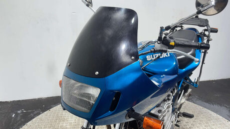 Suzuki Bandit 600 GSF 1998 27K VERY CLEAN MK1 NEW MOT ICONIC CLASSIC 600CC A2 32