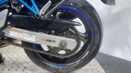 Suzuki Bandit 600 GSF 1998 27K VERY CLEAN MK1 NEW MOT ICONIC CLASSIC 600CC A2 25