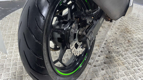 Kawasaki Ninja 2018 ONLY 5K MOT DECEMBER 2026 15BHP SPORTS BIKE LEARNER BIKE 125CC 10