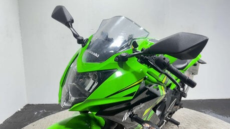 Kawasaki Ninja 2018 ONLY 5K MOT DECEMBER 2026 15BHP SPORTS BIKE LEARNER BIKE 125CC 9