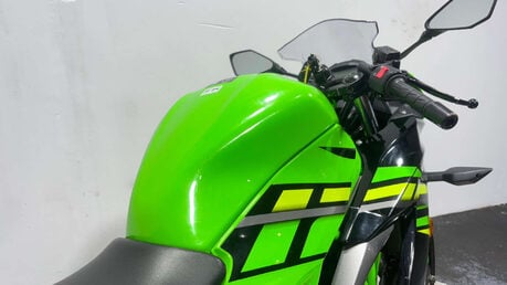 Kawasaki Ninja 2018 ONLY 5K MOT DECEMBER 2026 15BHP SPORTS BIKE LEARNER BIKE 125CC 18
