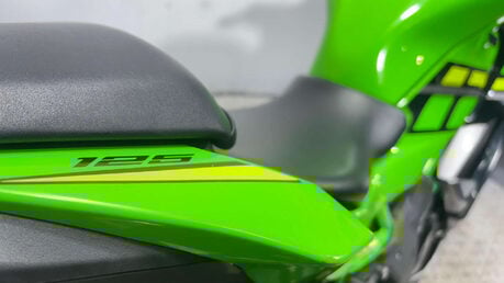 Kawasaki Ninja 2018 ONLY 5K MOT DECEMBER 2026 15BHP SPORTS BIKE LEARNER BIKE 125CC 41