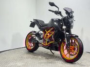 KTM 390 DUKE 2014 FULL HISTORY ONLY 5K VERY CLEAN A2 READY NAKED BIKE 390CC 3