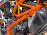 KTM 390 DUKE 2014 FULL HISTORY ONLY 5K VERY CLEAN A2 READY NAKED BIKE 390CC 24