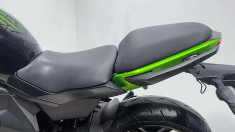 Kawasaki Er ER650 2014 12K VERY CLEAN FAIRED MOT SERVICED WARRANTY 650CC 15