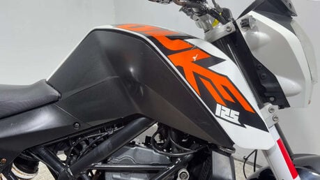 KTM Duke 2015 GOOD RUNNING PROJECT BIKE 34K NAKED 15 BHP 10