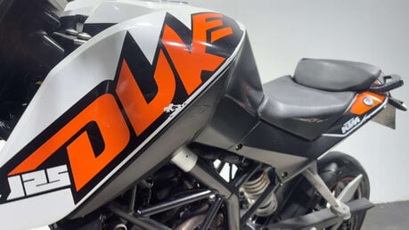 KTM Duke 2015 GOOD RUNNING PROJECT BIKE 34K NAKED 15 BHP 28