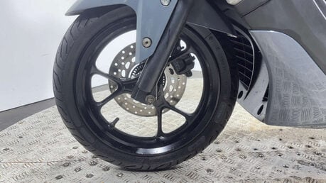 Yamaha Nmax 125 2023 22K MOT WARRANTY 1 OWNER SCOOTER 125CC LEARNER BIKE 32