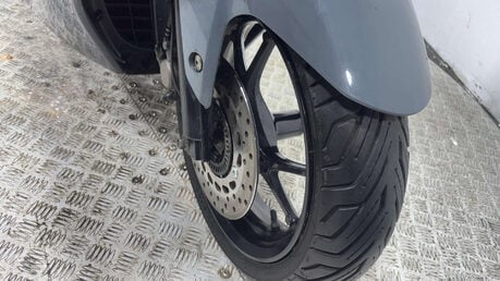 Yamaha Nmax 125 2023 22K MOT WARRANTY 1 OWNER SCOOTER 125CC LEARNER BIKE 27