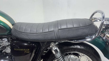 Triumph Bonneville 865 2009 ONLY 7K STUNNING EXAMPLE MOT 2027 MODERN RETRO 24