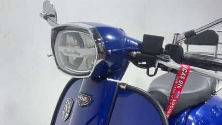 Royal Alloy GP S LC MODEL 2021 2K GOOD RUNNING MODERN RETRO SCOOTER BIKE 125CC 29