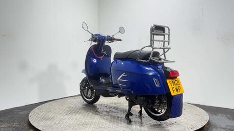 Royal Alloy GP S LC MODEL 2021 2K GOOD RUNNING MODERN RETRO SCOOTER BIKE 125CC 5