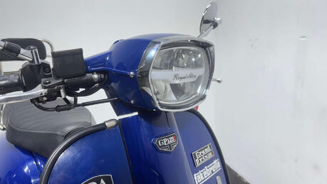 Royal Alloy GP S LC MODEL 2021 2K GOOD RUNNING MODERN RETRO SCOOTER BIKE 125CC 16