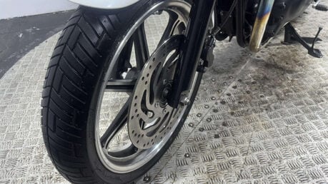 Triumph Bonneville 2014 T100 GREAT CONDITION ONLY 7K ICONIC MODERN CLASSIC 865CC 19