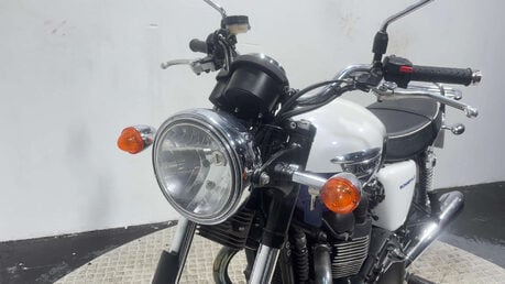 Triumph Bonneville 2014 T100 GREAT CONDITION ONLY 7K ICONIC MODERN CLASSIC 865CC 26