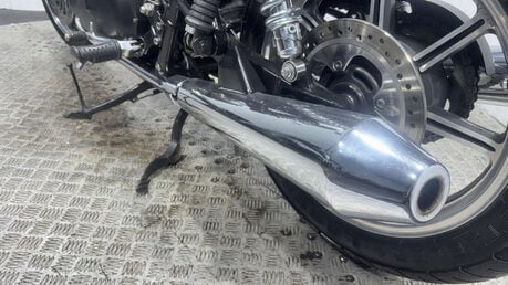 Triumph Bonneville 2014 T100 GREAT CONDITION ONLY 7K ICONIC MODERN CLASSIC 865CC 10