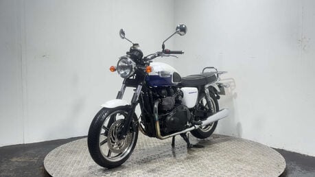 Triumph Bonneville 2014 T100 GREAT CONDITION ONLY 7K ICONIC MODERN CLASSIC 865CC 6