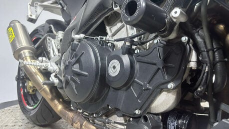 Aprilia Tuono 1000 V4 R 2013 ONLY 10K LOADS OF EXTRAS JUST SERVICED 1000CC V4 12