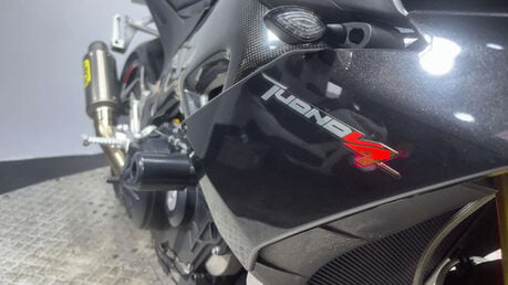 Aprilia Tuono 1000 V4 R 2013 ONLY 10K LOADS OF EXTRAS JUST SERVICED 1000CC V4 27