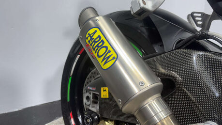 Aprilia Tuono 1000 V4 R 2013 ONLY 10K LOADS OF EXTRAS JUST SERVICED 1000CC V4 38