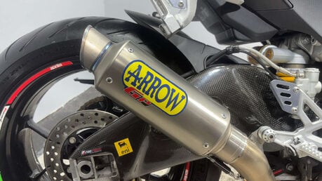 Aprilia Tuono 1000 V4 R 2013 ONLY 10K LOADS OF EXTRAS JUST SERVICED 1000CC V4 41