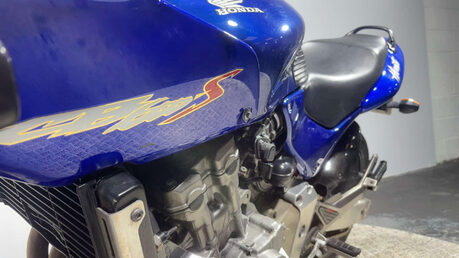 Honda CB 2001 31K LONG MOT EXCELLENT COMMUTER 600CC A2 24