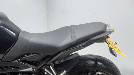 Yamaha MT-09 ABS 2017 19K FULL AKRAPOVIC NEW MOT SERVICED SUPERNAKED 35