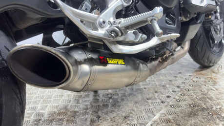 Yamaha MT-09 ABS 2017 19K FULL AKRAPOVIC NEW MOT SERVICED SUPERNAKED 36