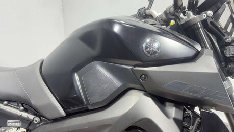 Yamaha MT-09 ABS 2017 19K FULL AKRAPOVIC NEW MOT SERVICED SUPERNAKED 18