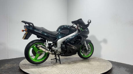 Triumph Sprint 2004 ONLY 13K EYE CATCHING SPORTS TOURING 955CC 2