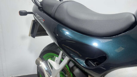 Triumph Sprint 2004 ONLY 13K EYE CATCHING SPORTS TOURING 955CC 18