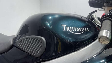 Triumph Sprint 2004 ONLY 13K EYE CATCHING SPORTS TOURING 955CC 41