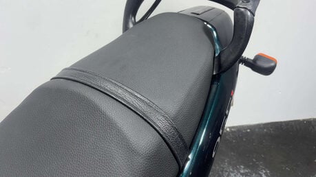 Triumph Sprint 2004 ONLY 13K EYE CATCHING SPORTS TOURING 955CC 29