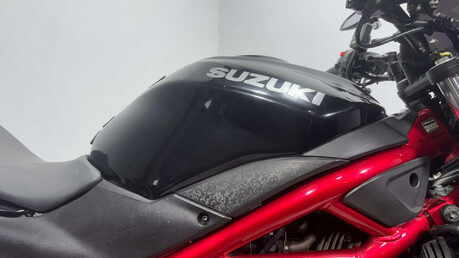 Suzuki SV650 N 2018 LATEST MODEL ONLY 18K A2 BIKE 650CC VTWIN 16