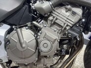 Honda CB 2002 ONLY 16K VERY CLEAN 600CC COMMUTER / FIRST BIG BIKE A2 27