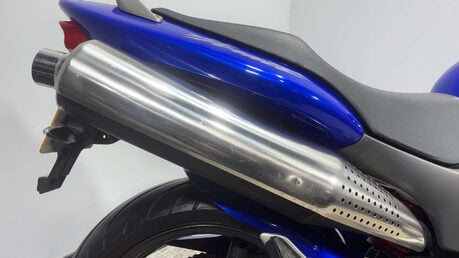 Honda CB 2002 ONLY 16K VERY CLEAN 600CC COMMUTER / FIRST BIG BIKE A2 29