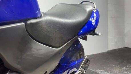 Honda CB 2002 ONLY 16K VERY CLEAN 600CC COMMUTER / FIRST BIG BIKE A2 32