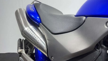 Honda CB 2002 ONLY 16K VERY CLEAN 600CC COMMUTER / FIRST BIG BIKE A2 42